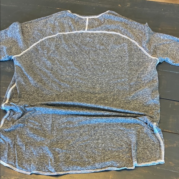 Men's Gray Long Sleeve Shirt - Picture 4 of 5